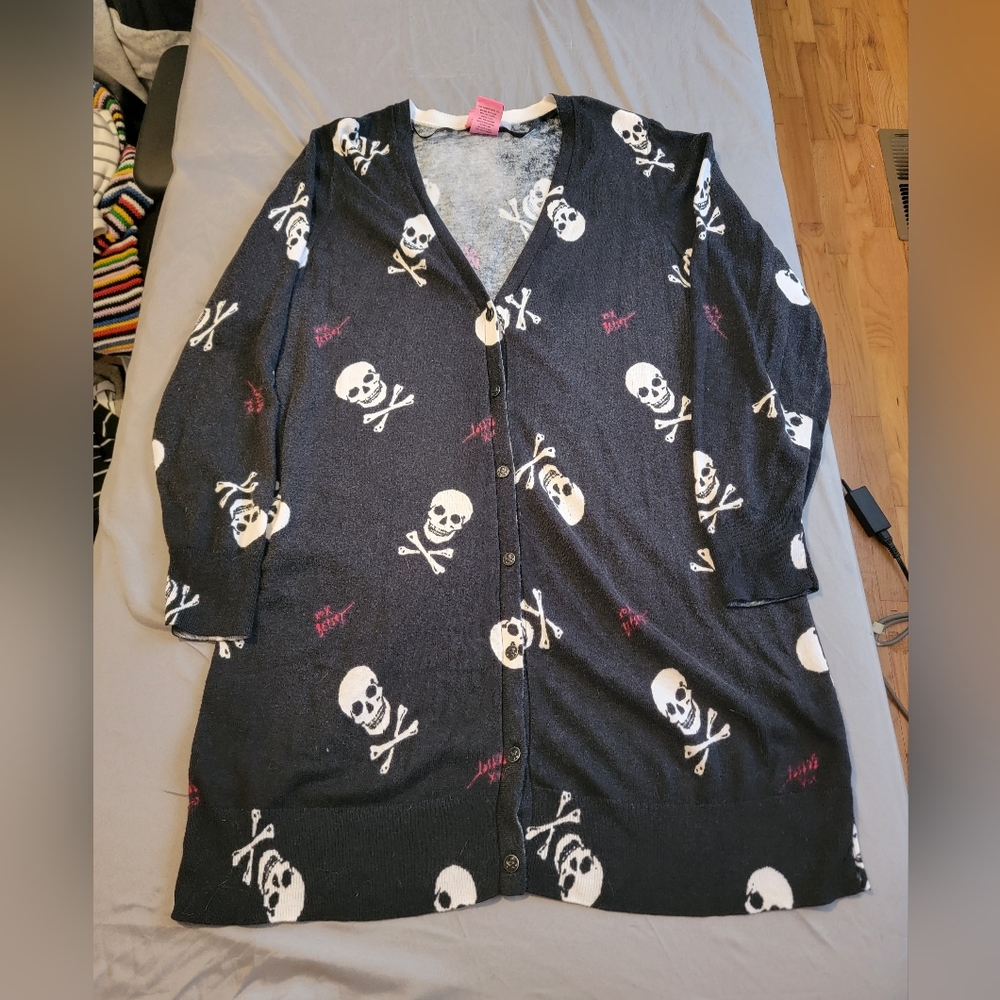 Betsy Johnson Torrid Long Black Skull Cardigan-1X